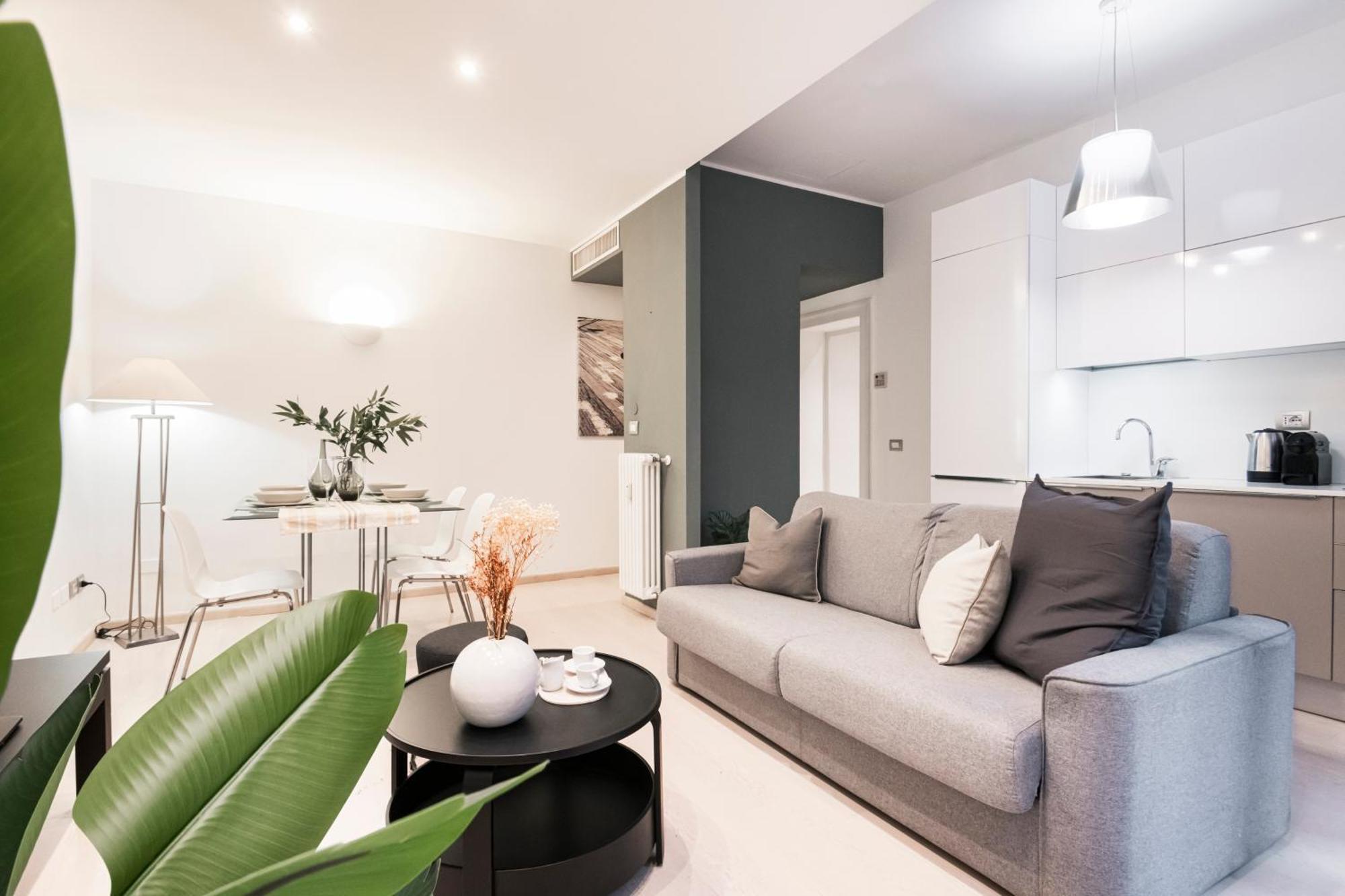 Easylife - Splendido Bilocale San Babila Duomo Apartment Milan Exterior photo